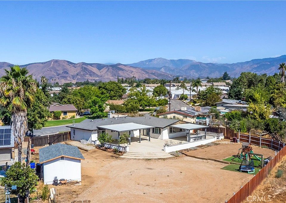 1st image of 34417 Fairview Dr