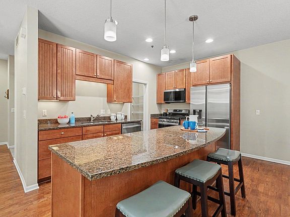 2nd image of 17820 Valley Cove Ct