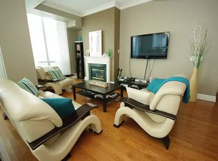 3939 Duke Of York Blvd #3303, Mississauga, ON L5B4N2
