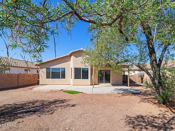 3rd image of 8945 N Velvet Mesquite Pl