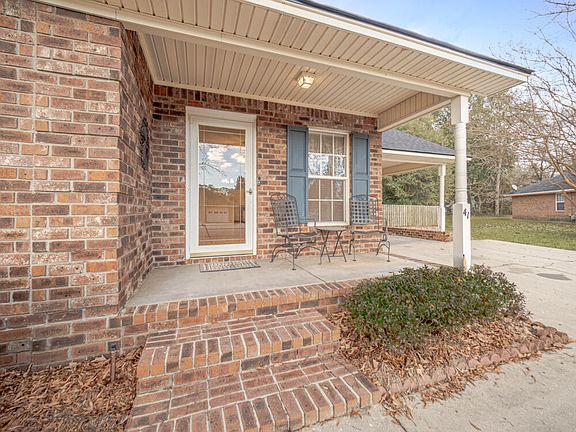 4th image of 41 Radcliff Dr