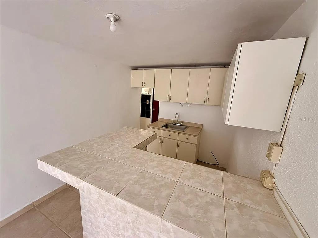 2 bed, 1.0 bath, 675 sqft, $750 — Photo 4