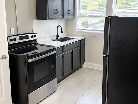 3rd image of 2701 Pike Rd #3