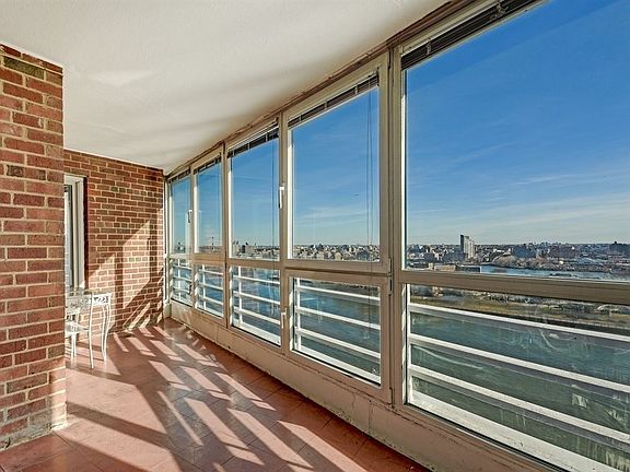 4th image of 1 Gracie Ter APT 15C