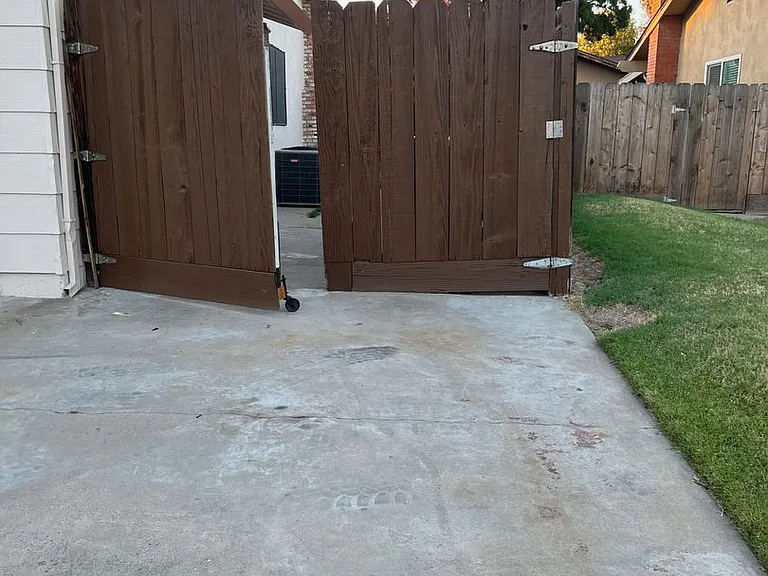 2409 Riedel Way — Photo 16