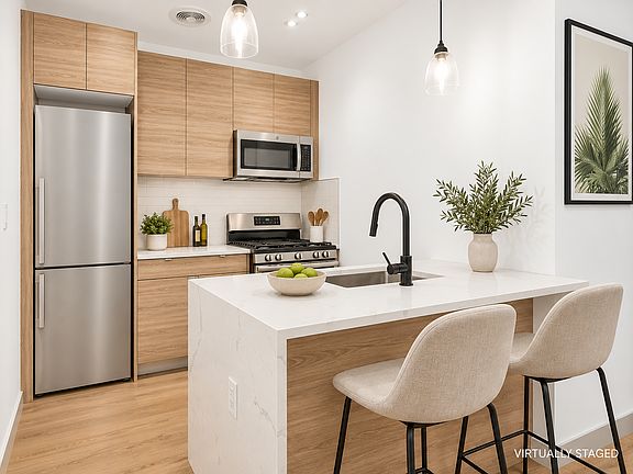 4th image of 750 Macdonough St APT 5