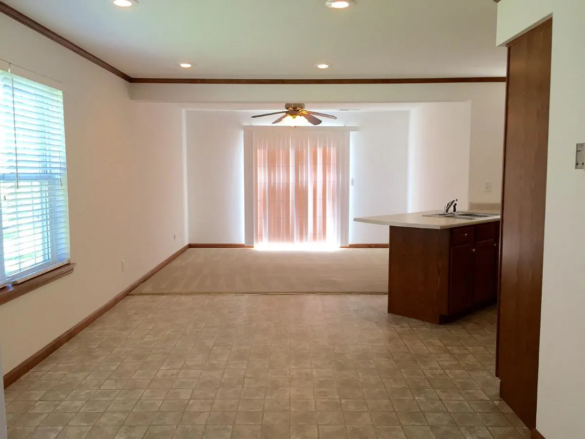 4522 Picadilly Cir — Photo 3
