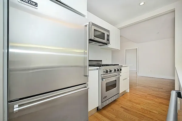 Rented by Keller Williams NYC | media 1