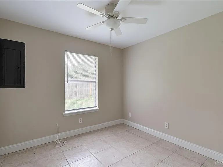 4009 Yucca Ave — Photo 11