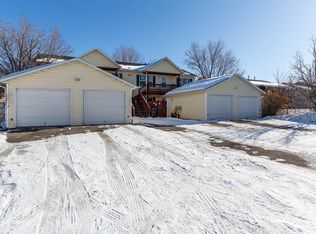 212 Show Pl APT D, Belgrade, MT 59714