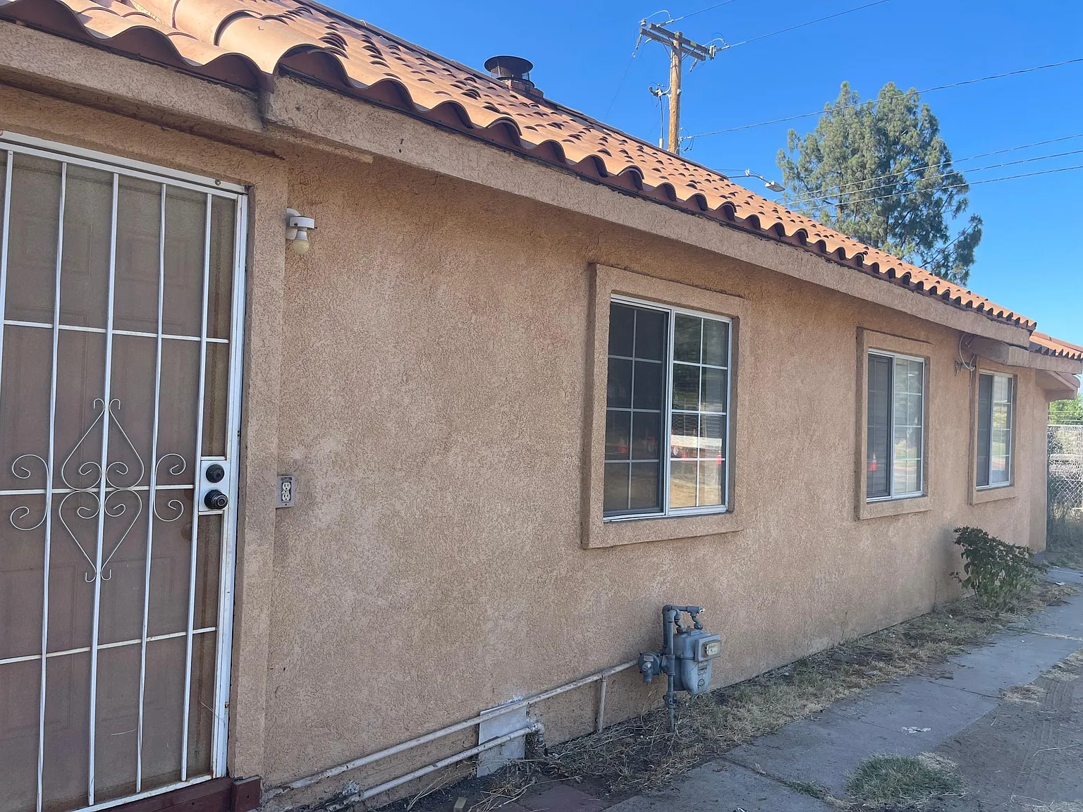 3284 Jackson St — Photo 1
