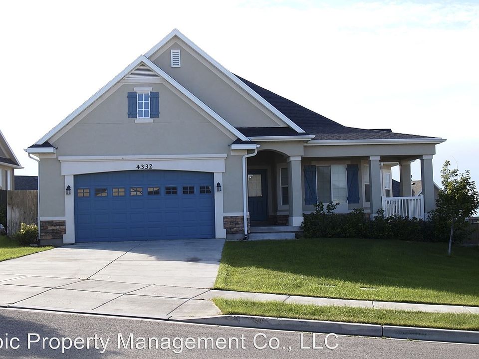 1st image of 4332 N Chestnut Oak Dr