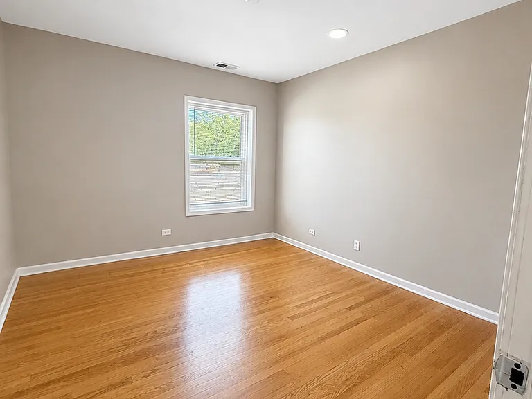 6038 N Claremont Ave #3N — Photo 9