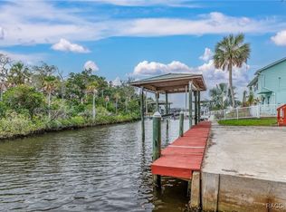 12390 W Standish Dr, Homosassa, FL 34448