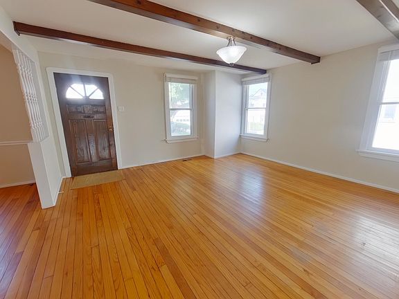 4th image of 430 Catherine St