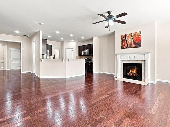5th image of 2710 Gold Creek Ln