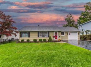 5 Jean Ct, Cornwall On Hudson, NY 12520
