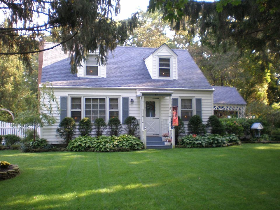 47 Pauls Path, Coram, NY 11727 Zillow