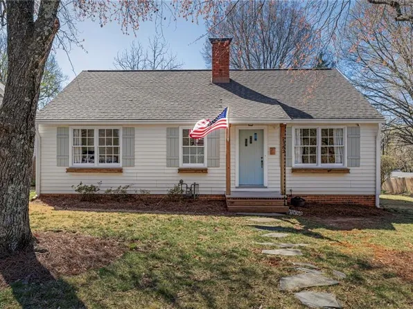2382 Westover Dr, Winston Salem, NC 27103