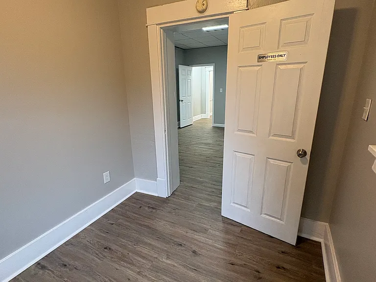 709 7th Ave #1A — Photo 7