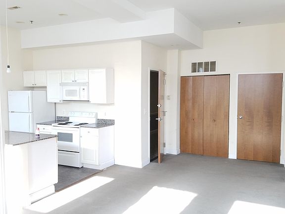 5th image of 1011 Chestnut St Unit 602E