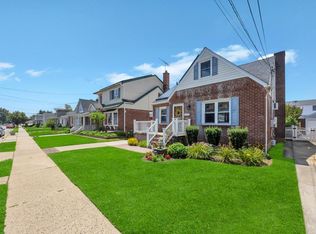144 James St, Franklin Square, NY 11010