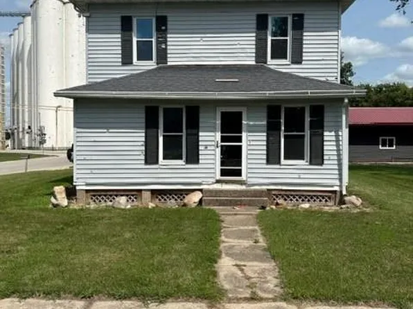 302 1st Ave SE, West Bend, IA 50597