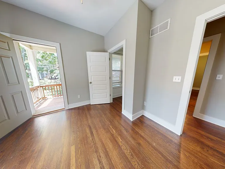 3726 Washington | Charming Updated Apartment — Photo 52