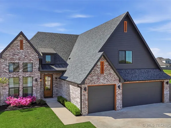 612 E 126th St S, Jenks, OK 74037
