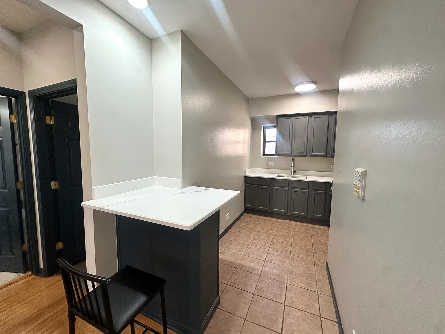 2 bed, $1,450 — Photo 3