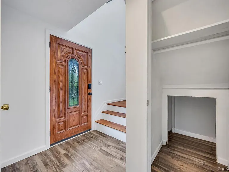405 Massapequa Ave — Photo 4