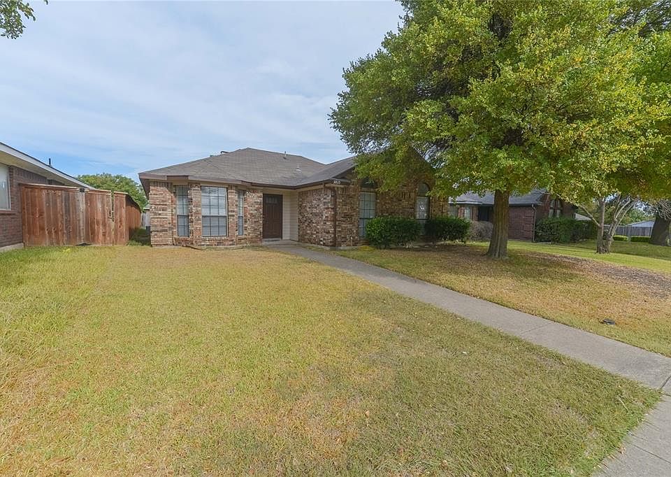 2nd image of 3035 Lawndale Dr