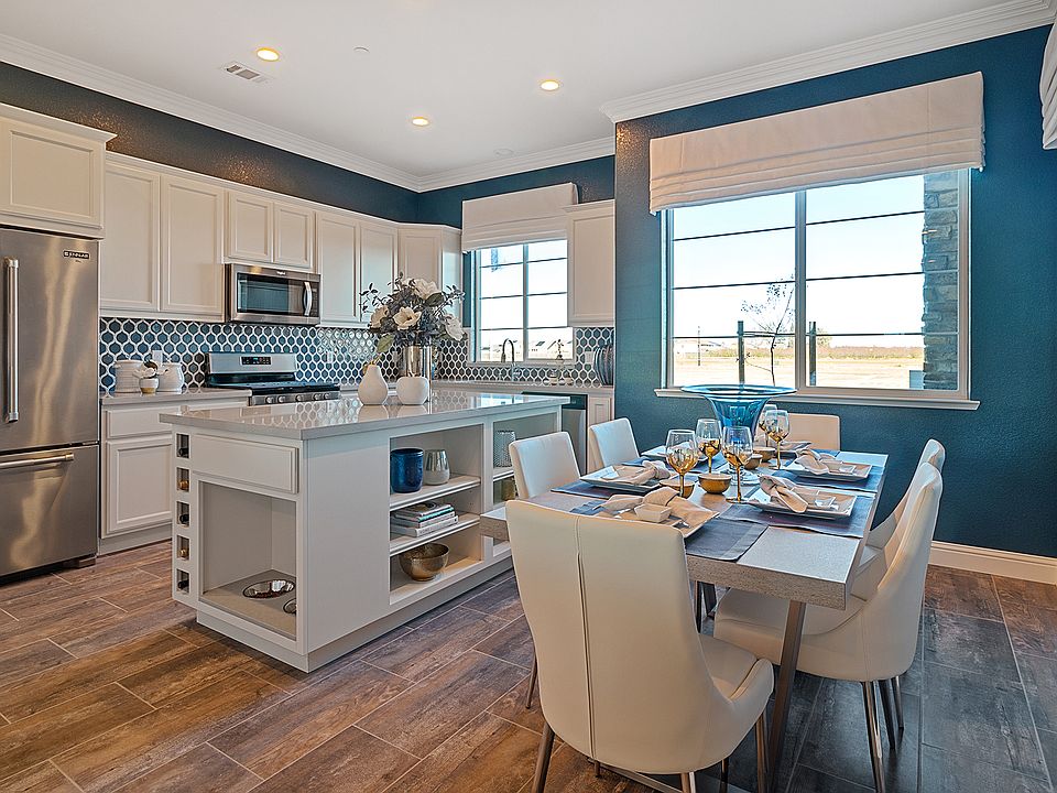 The Lisbon by Raymus Homes