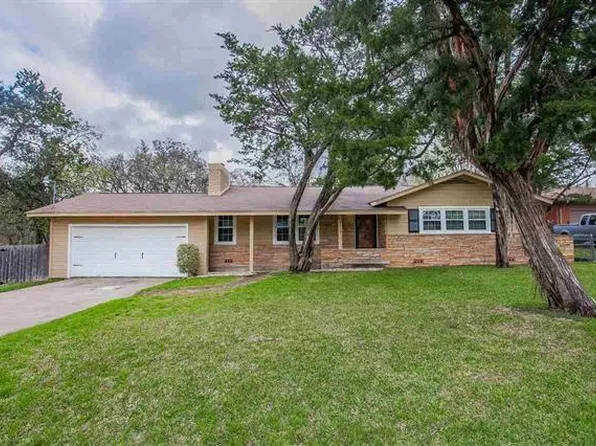 4313 N 22nd St, Waco, TX 76708