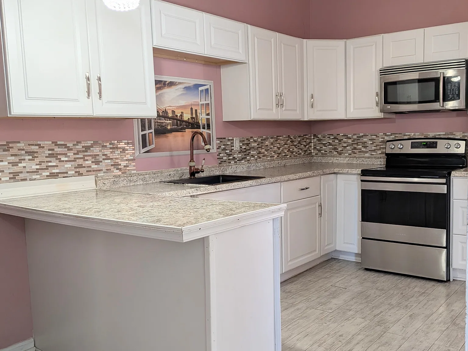 1 bed, 800 sqft, $1,050 — Photo 1