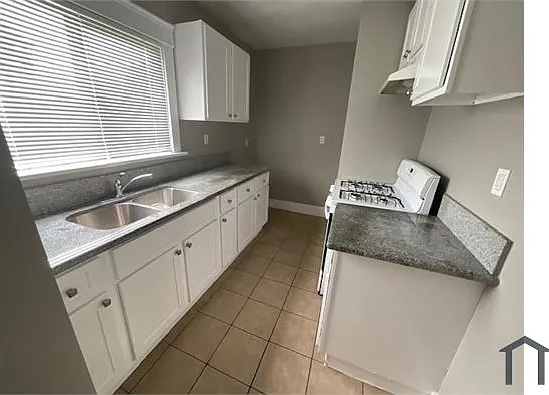 1445 Warren Ave #D — Photo 5