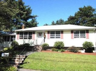 29 Peter Rd, North Reading, MA 01864