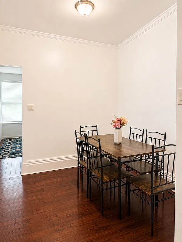 2 bed, 1.0 bath, 800 sqft, $2,850 — Photo 4