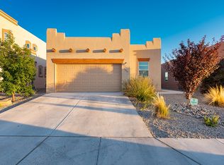 3298 Floras Del Sol St, Santa Fe, NM 87507