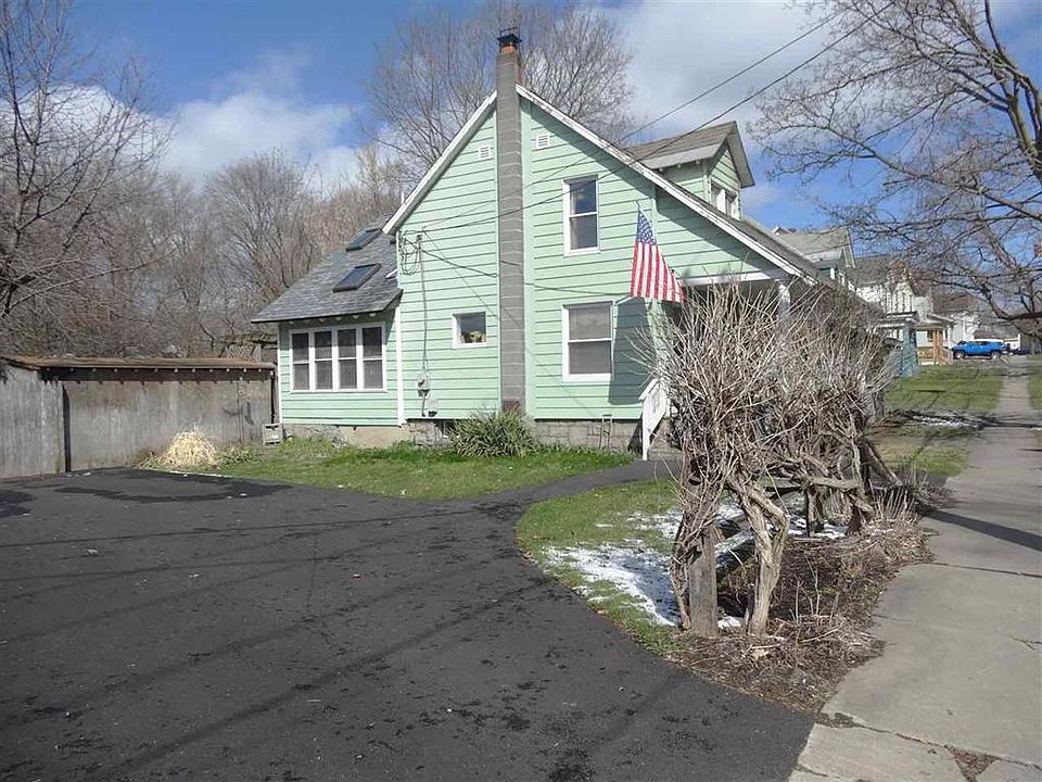 1st image of 8 McDonald St