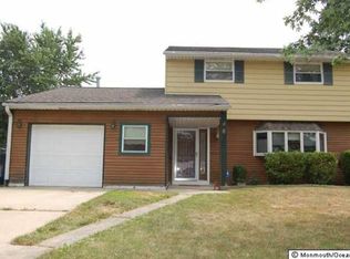 6 Fir Pl, Hazlet, NJ 07730