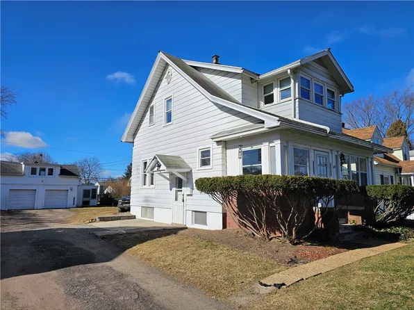 147 Walzer Rd, Rochester, NY 14622