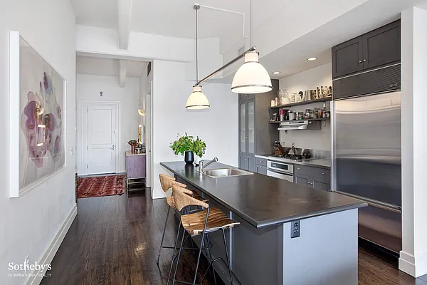 Sold by Sotheby's International Realty | media 5