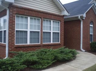 3750 Villa Springs Cir, Powder Springs, GA 30127