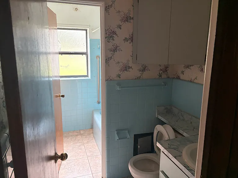209 Bayshore Dr — Photo 7