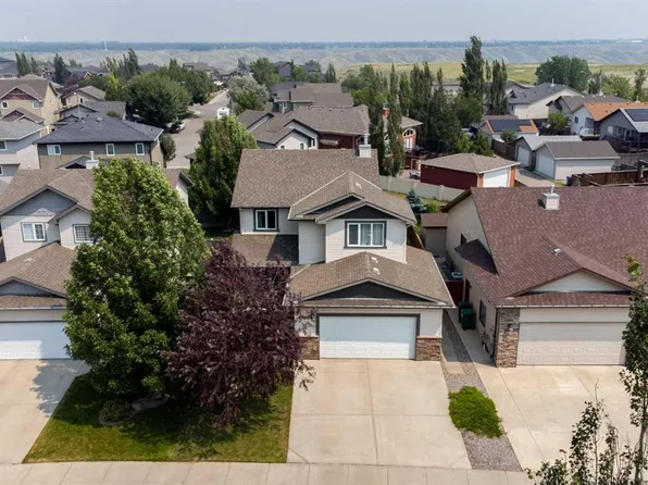 164 SW Rivermill Lndg W, Lethbridge, AB T1K 8C5