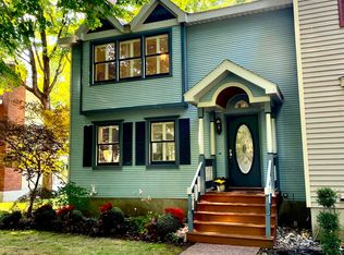 28 Sicada St, Saratoga Springs, NY 12866