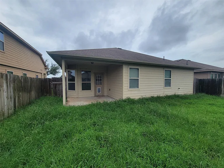 5426 Floral Valley Ln — Photo 26
