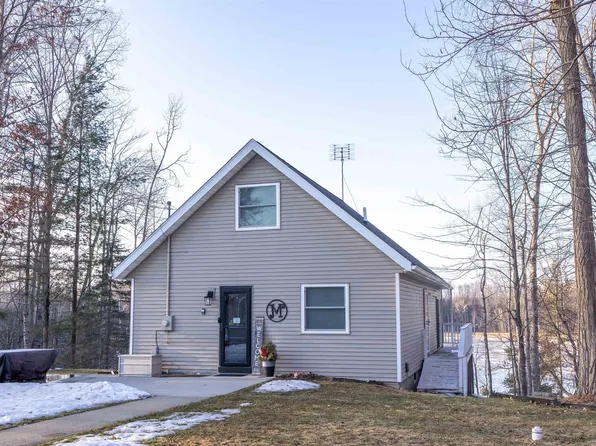 6926 S Forest Lake Dr, Alger, MI 48610