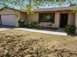 12447 Tamiani Rd, Apple Valley, CA 92308